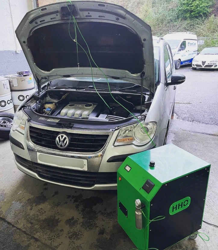 Motor-Entkohlung